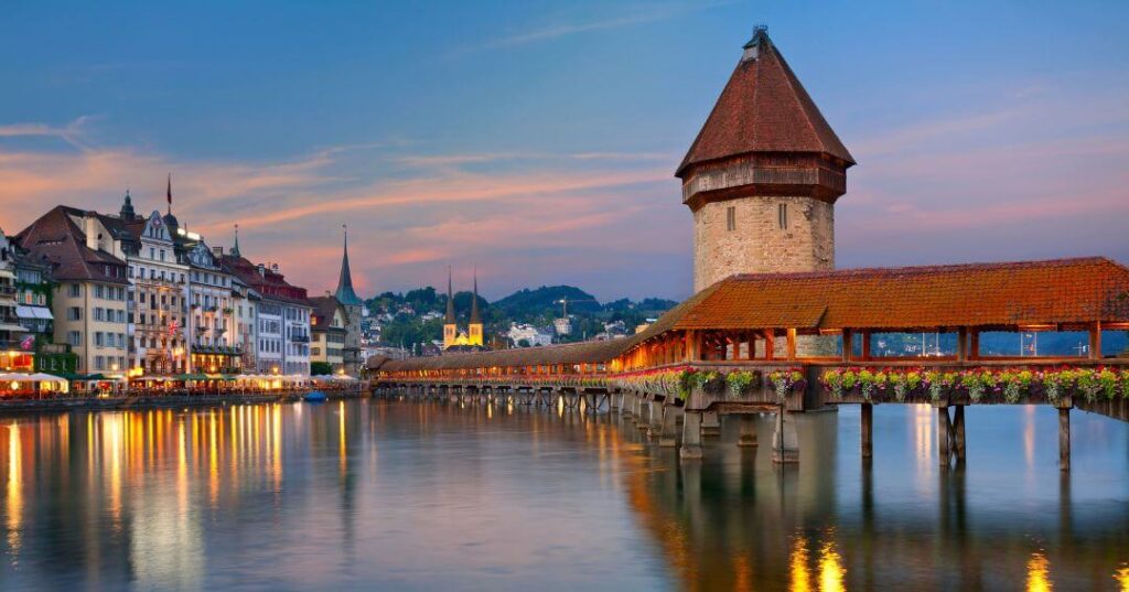 chapel bridge lucerne 1024x537 -