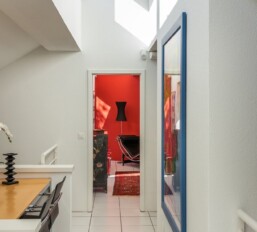 520565713 - Gallery
