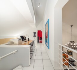 3606880611 - Gallery
