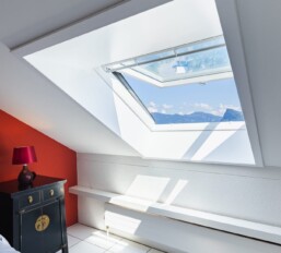1211776195 - Gallery