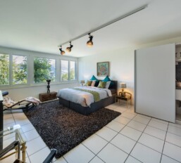 1452934109 - Gallery