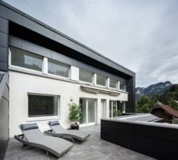 2253961070 - Gallery